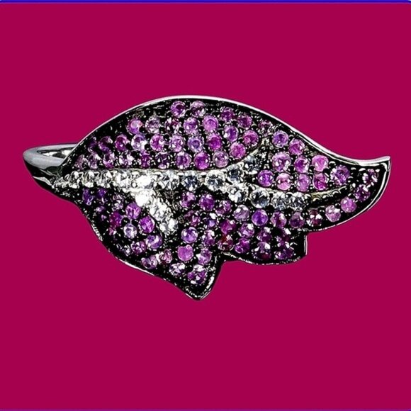 Sunny Jewels USA Jewelry - 925 Sterling Silver Leaf-shaped Ring SZ 7 with Natural Ruby & Round White Topaz